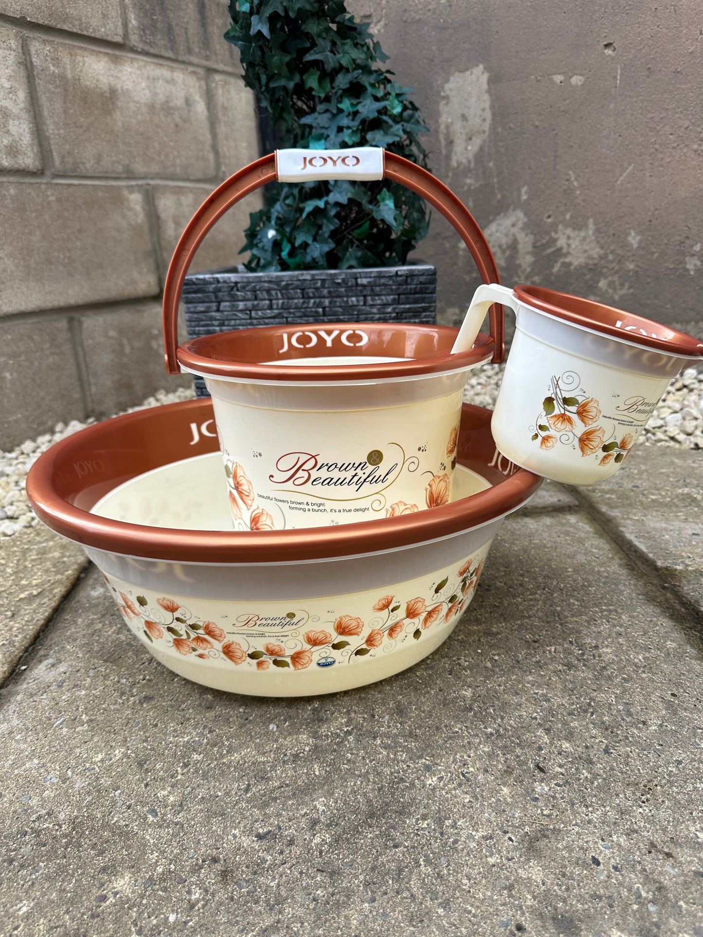 Joyo 3 piece set. Basin, bucket & jug